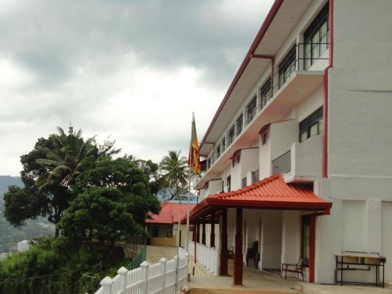 Satyodaya Educational Training Centre Канди Екстериор снимка