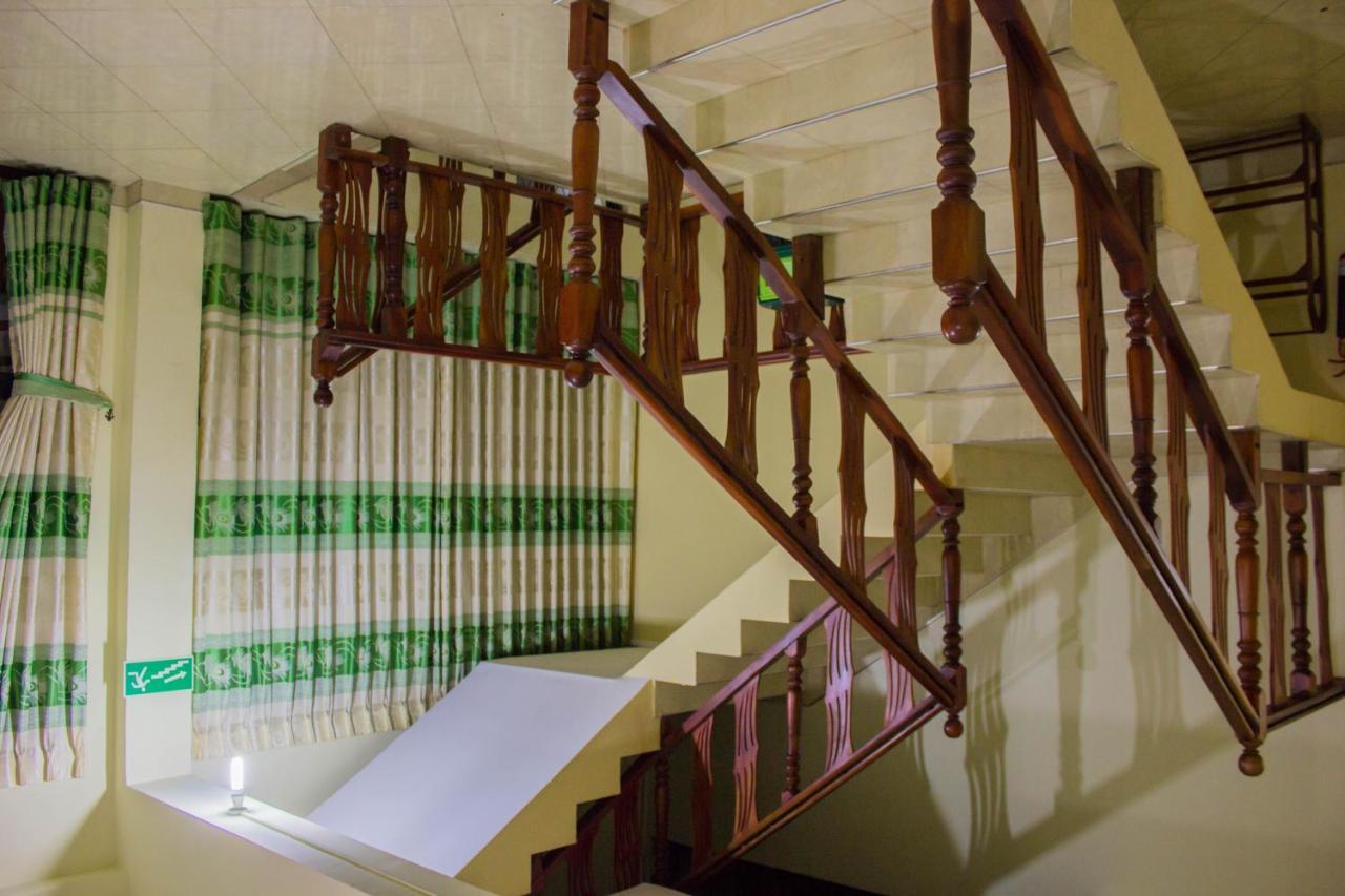 Satyodaya Educational Training Centre Канди Екстериор снимка