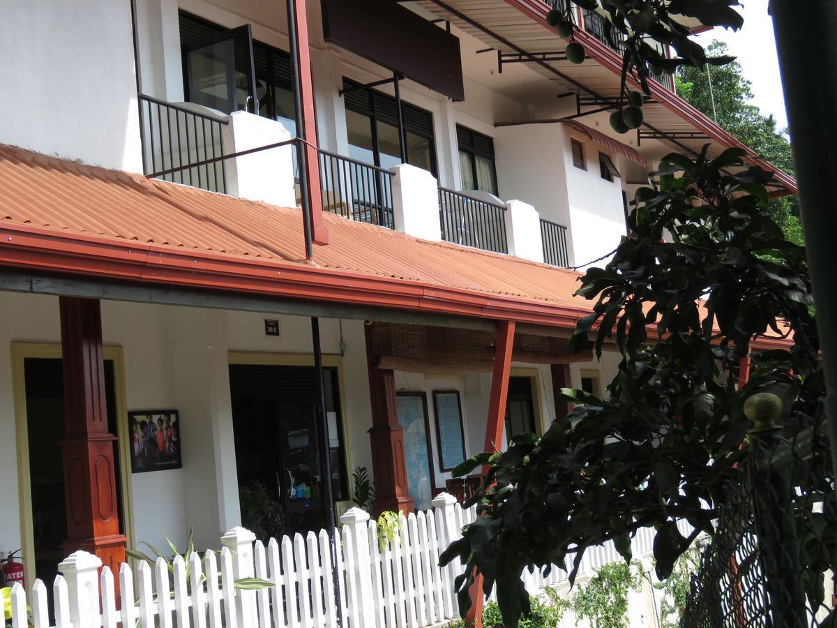 Satyodaya Educational Training Centre Канди Екстериор снимка